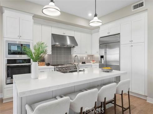 157 Crossover , Irvine, CA