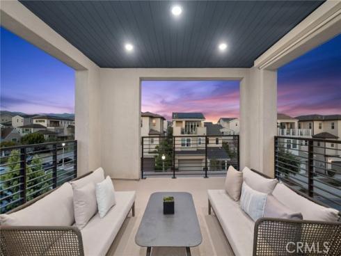 157 Crossover , Irvine, CA