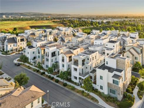 157 Crossover , Irvine, CA