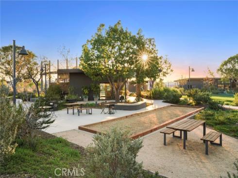 157 Crossover , Irvine, CA