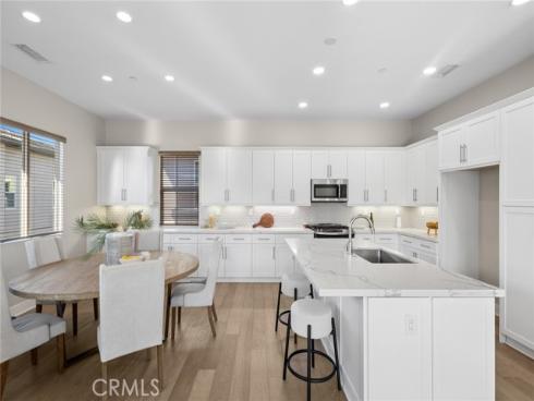 217 Cultivate , Irvine, CA