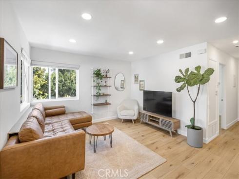113 Tarocco , Irvine, CA