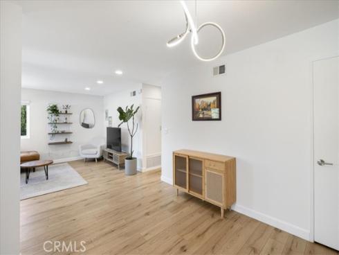 113 Tarocco , Irvine, CA