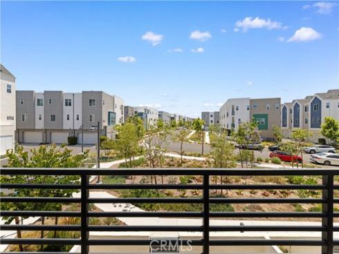253 Sash , Irvine, CA