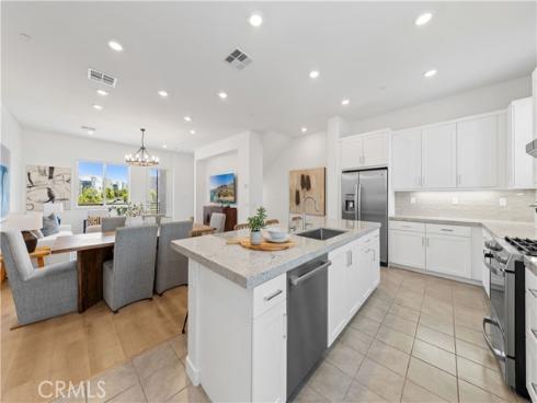 253 Sash , Irvine, CA