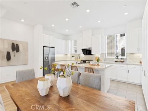 253 Sash , Irvine, CA