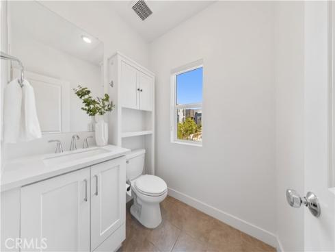 253 Sash , Irvine, CA