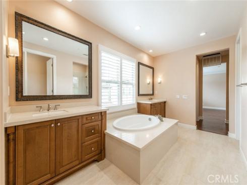 55 Hazelton , Irvine, CA