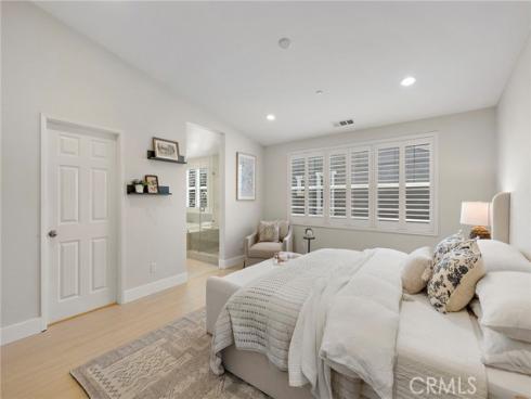 128 Mongoose , Irvine, CA