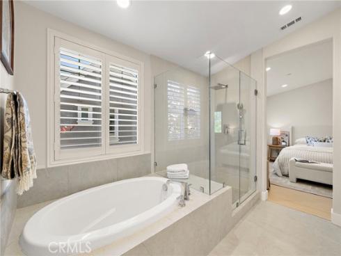 128 Mongoose , Irvine, CA