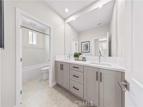147 Fairgreen , Irvine, CA