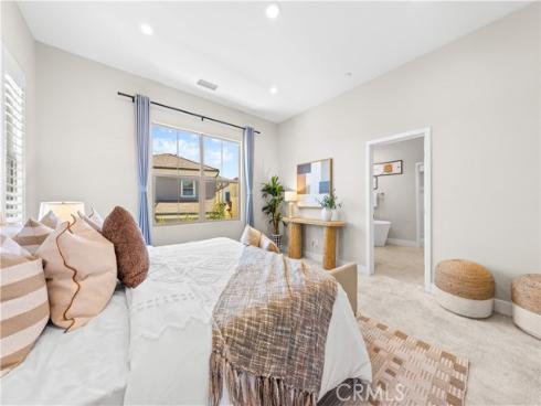 147 Fairgreen , Irvine, CA