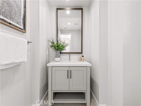 147 Fairgreen , Irvine, CA