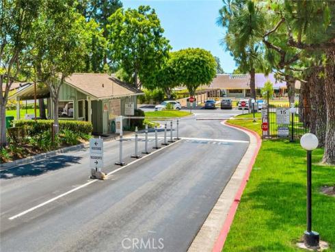 5200 Irvine Blvd. 285 , Irvine, CA