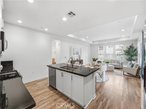 102 Trailblaze , Irvine, CA