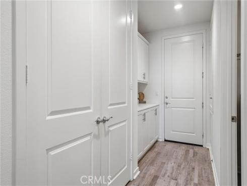 102 Trailblaze , Irvine, CA
