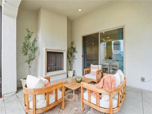 102 Trailblaze , Irvine, CA