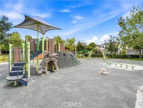 102  Trailblaze  , Irvine, CA