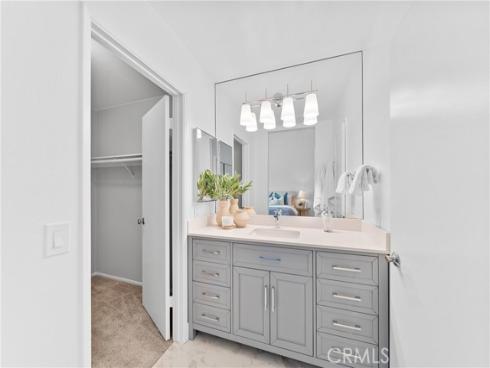 51 Ashbrook , Irvine, CA