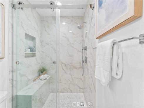 51 Ashbrook , Irvine, CA