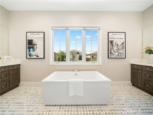 57 Kite , Irvine, CA