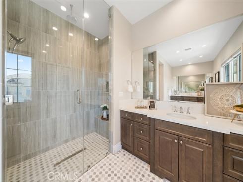 57 Kite , Irvine, CA