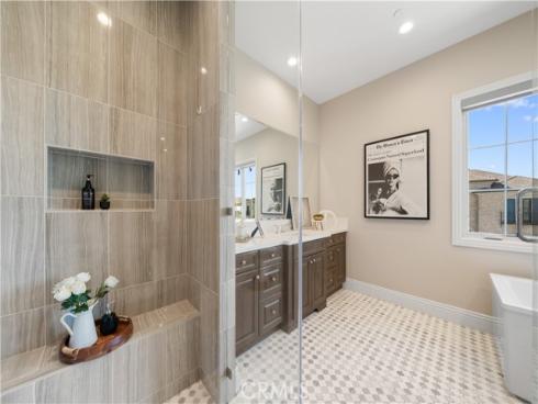57 Kite , Irvine, CA