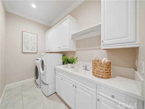 57 Kite , Irvine, CA
