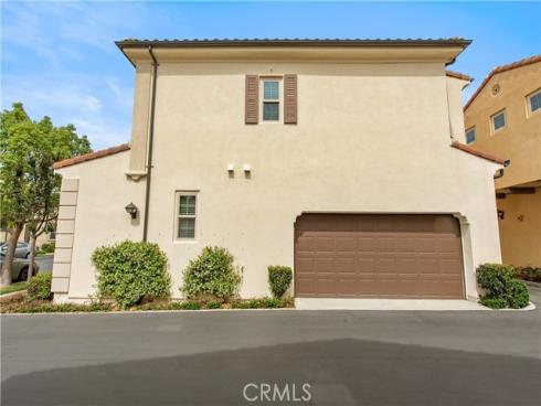 152  Excursion  , Irvine, CA