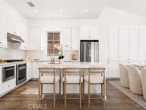 162 Winnett , Irvine, CA