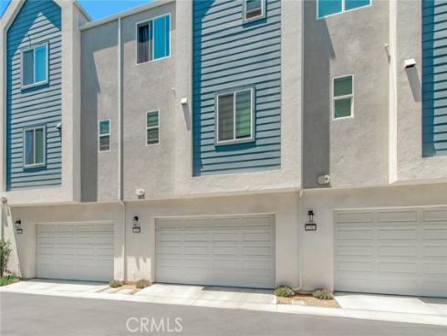 233  Sash  , Irvine, CA