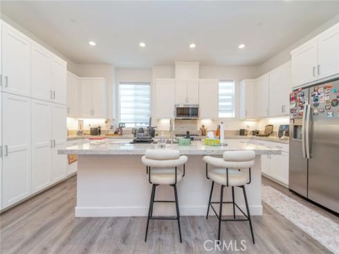 233  Sash  , Irvine, CA
