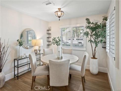 61 Bridgeport , Irvine, CA