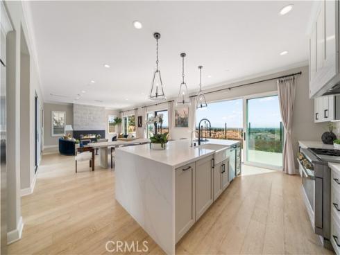 136 Salt Spg , Irvine, CA