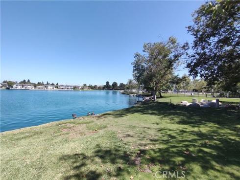 36 Woodleaf , Irvine, CA
