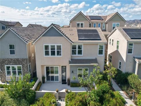 382 Chorus , Irvine, CA