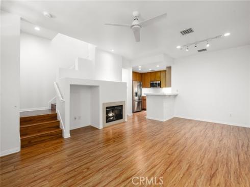 127 Jadestone , Irvine, CA