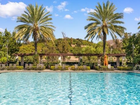 100 Boulder Pass , Irvine, CA