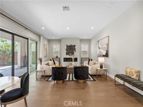 370 Sawbuck , Irvine, CA