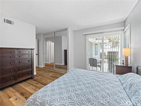 14  Aldergrove  29 , Irvine, CA