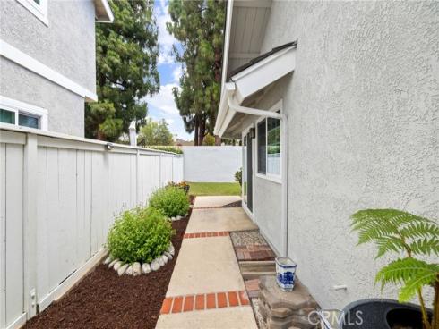 14  Aldergrove  29 , Irvine, CA