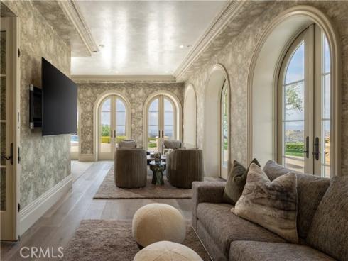 76 Golden Eagle , Irvine, CA