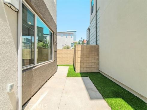 123 Tenor , Irvine, CA