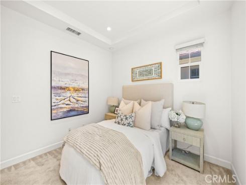 68 tollson , Irvine, CA