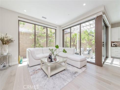 119 White Jasmine , Irvine, CA