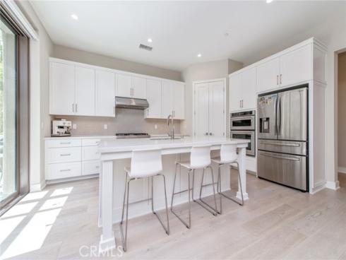 119 White Jasmine , Irvine, CA