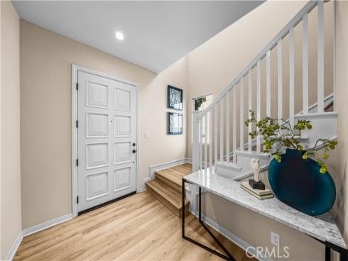 71  Brindisi  , Irvine, CA