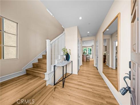 71  Brindisi  , Irvine, CA