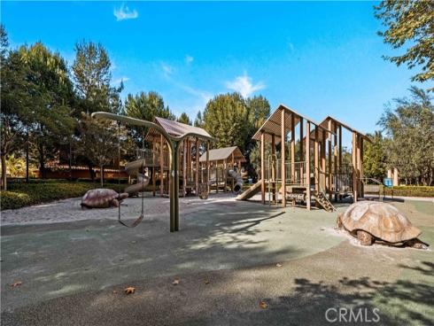 71  Brindisi  , Irvine, CA