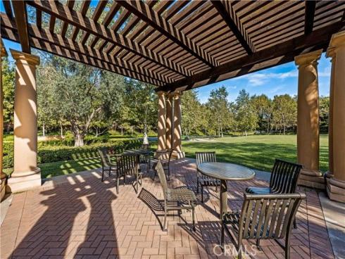 71  Brindisi  , Irvine, CA
